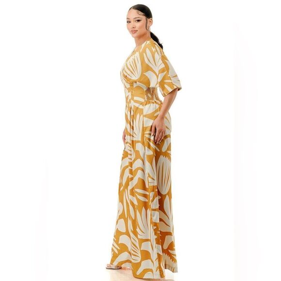 Love Highlight upscale jumpsuit. Palm print this is a summer vacay dream! Sz M. - Picture 2 of 11